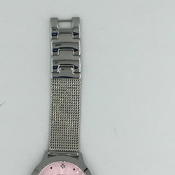 NWOT Guess Women’s Silver Tone, Pink Face Watch With Mesh Wristband - Picture 4 of 9